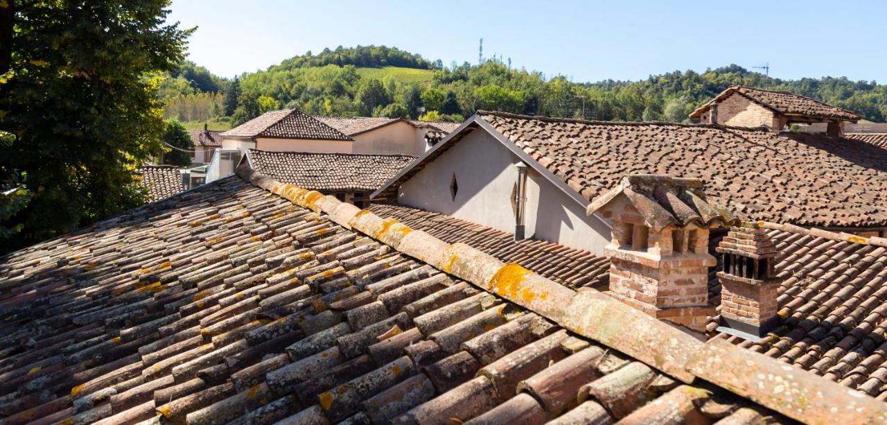 Bed and Breakfast Palazzo Sismonda Corneliano d'Alba Exterior foto
