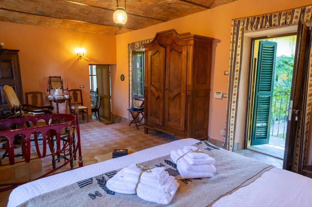 Bed and Breakfast Palazzo Sismonda Corneliano d'Alba Exterior foto